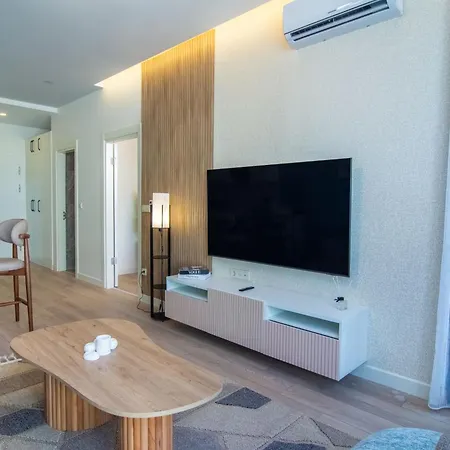 Modern 1 Bdr In Taksim Palace *